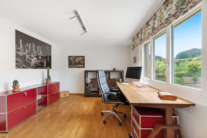 Bibliothek/Büro
