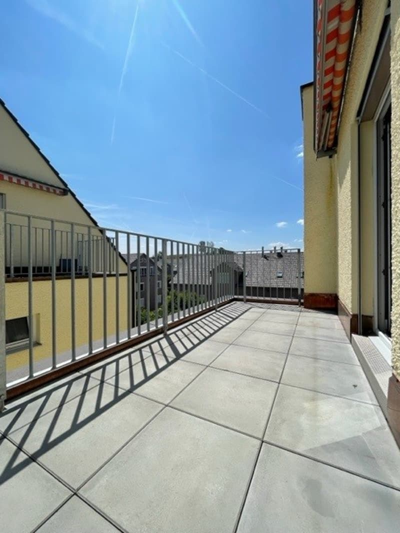 Charmant appartement mansardé avec galerie (8)