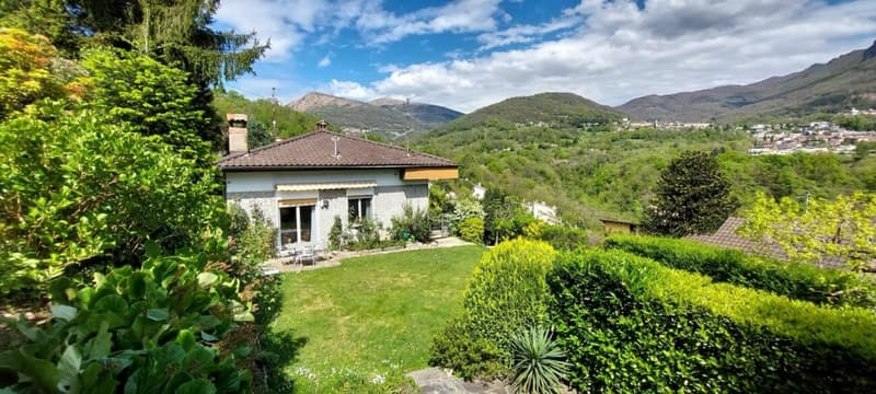 Grosses und privates EFH mit Lift und Grottino zu verkaufen   Vendesi interessante casa indipendente con ascensore e grottino. (5)