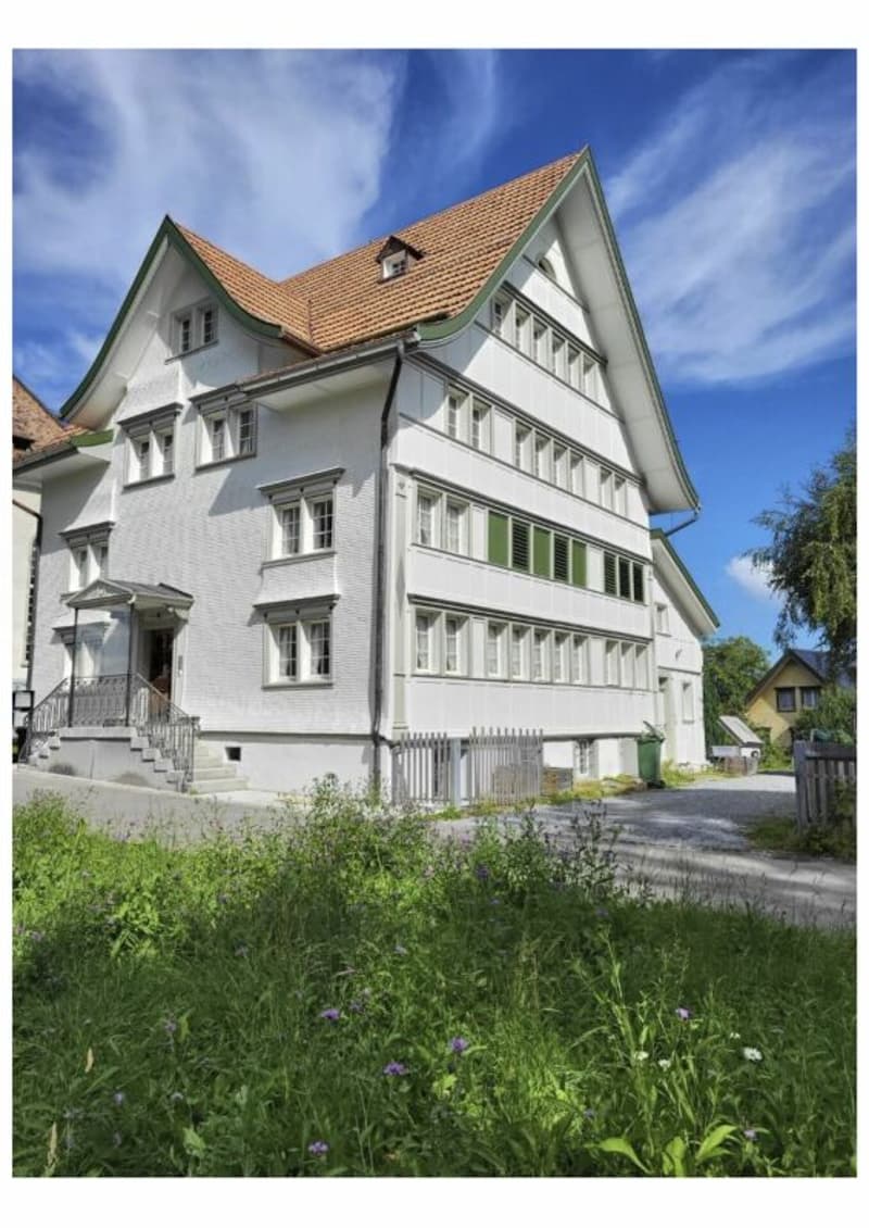 Schmuckes Appenzeller MFH mit Baulandreserve für EFH (3)