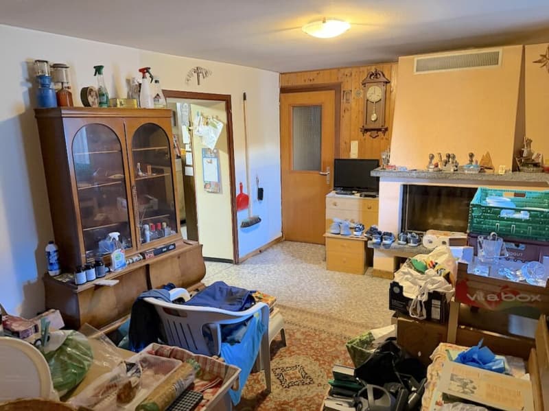 Ruhiges EFH 5 Zimmer mit Seesicht und vielen Kellern Tranquilla casa indipendente con 5 locali, vista lago e numerose cantine (4)