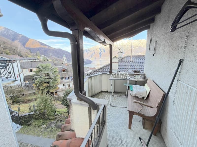 Ruhiges EFH 5 Zimmer mit Seesicht und vielen Kellern Tranquilla casa indipendente con 5 locali, vista lago e numerose cantine (7)