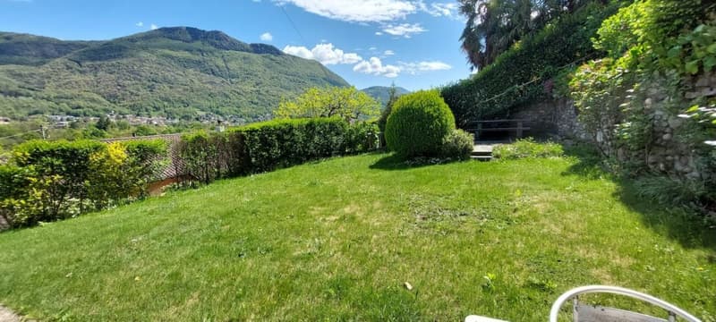 Grosses u. privates EFH mit Lift mit Grottino, Zweitwohnsitz! Ampia e prestigiosa casa unifamiliare privata con ascensore, grottino e possibilità di residenza secondaria. (6)