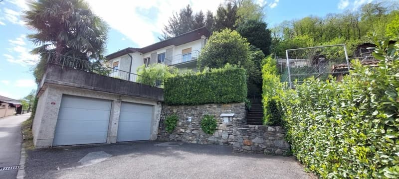 Grosses u. privates EFH mit Lift mit Grottino, Zweitwohnsitz! Ampia e prestigiosa casa unifamiliare privata con ascensore, grottino e possibilità di residenza secondaria. (2)