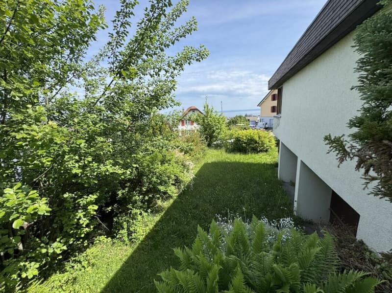 Villa mit Seesicht ? 1'150 m² Land in der W2a (6)