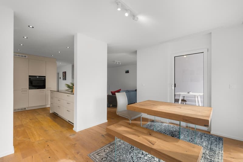 Drei moderne Terrassenhäuser mit Lift und grosszügigem Garten (14)