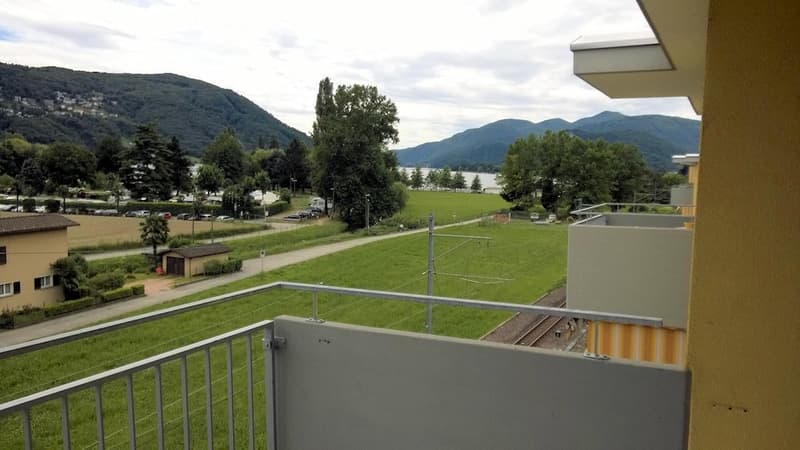 Splendido appartamento 3.5 locali con vista panoramica ad Agno (1)