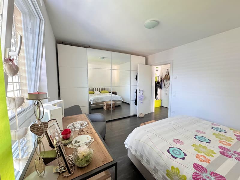 Helles 2.5-Zimmer-Apartment mit Pool und Wellnessbereich (8)