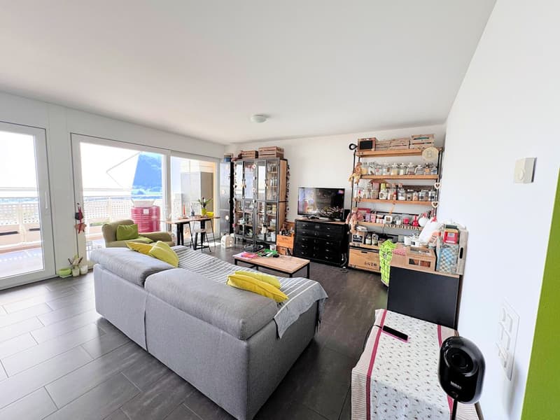Helles 2.5-Zimmer-Apartment mit Pool und Wellnessbereich (3)