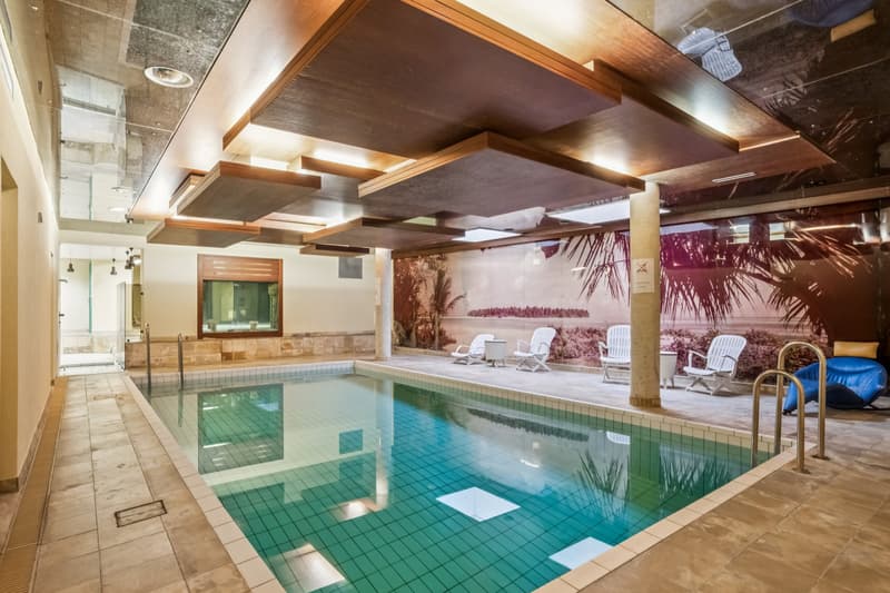 Piscine intérieure