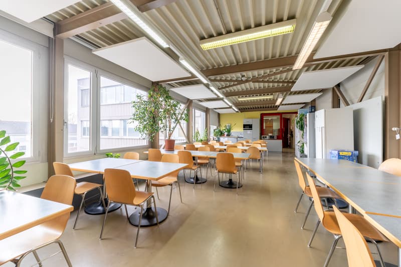 Aufenthaltsraum und Cafeteria für Mitarbeiter