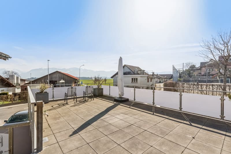 Sonnige Terrasse mit herrlicher Aussicht