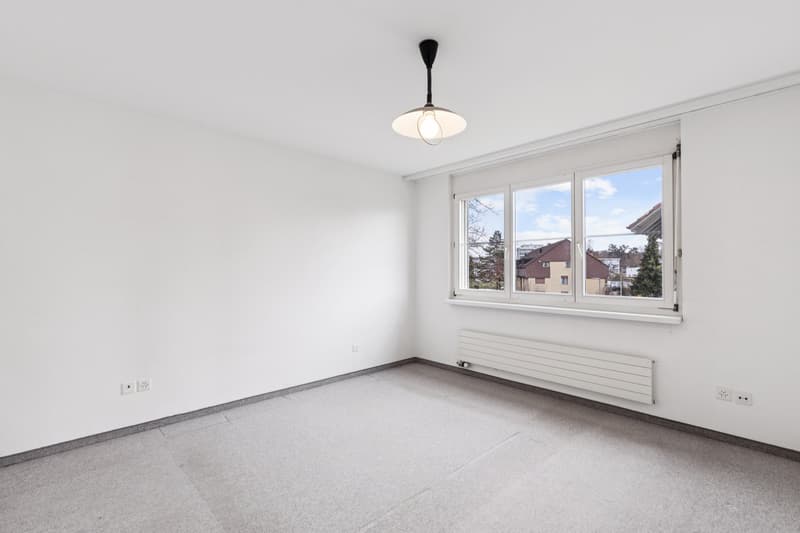 Helles und grosszügiges Schlafzimmer