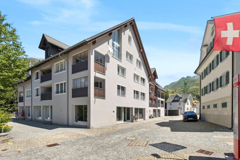 im Herzen von Andermatt gelegen, ist der Dorfkern in wenigen Gehminuten erreicht