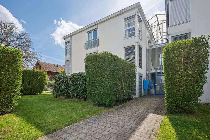 Aussenansicht/Offenes Treppenhaus