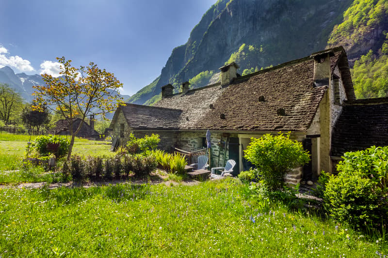 Vista esterna e giardino / Aussenansicht und Garten