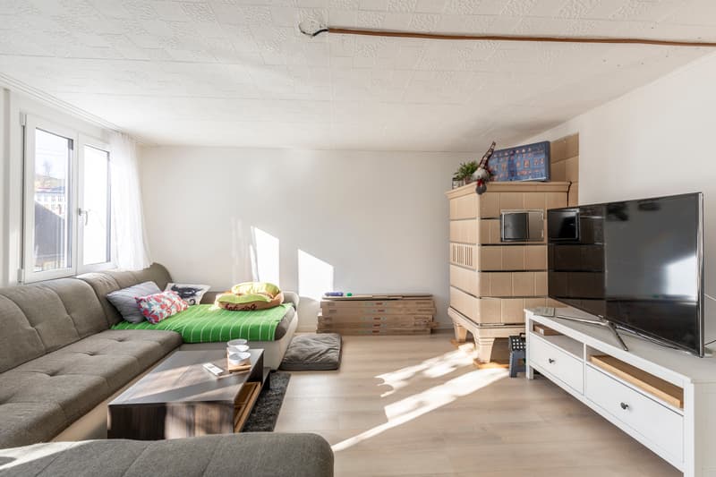 Wohnbereich Wohnung links