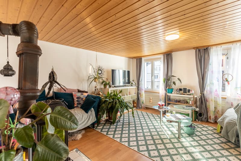 Wohnbereich Wohnung rechts