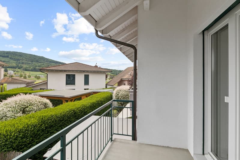 Balkon mit naturnahmen Ausblick