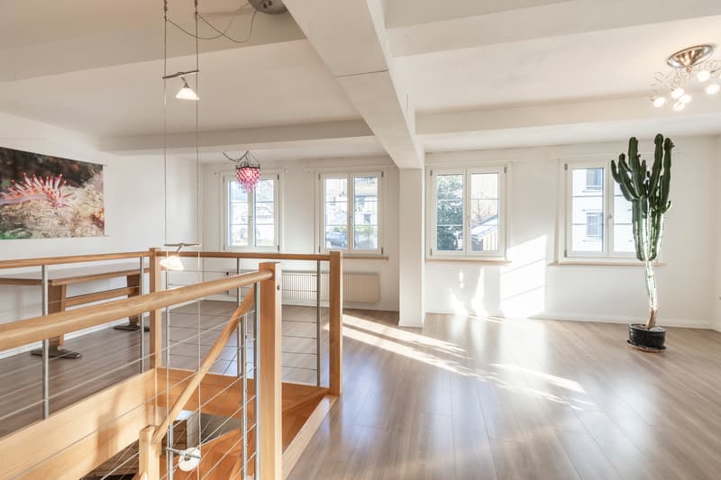 Galerie 6.5-Zimmer-Maisonettewohnung