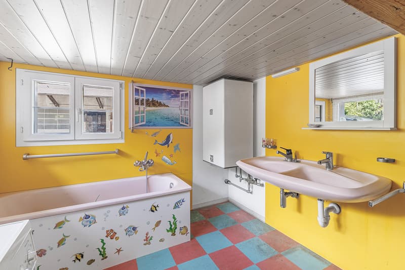 Badezimmer im Erdgeschoss