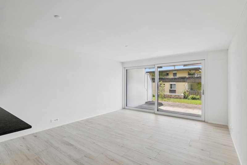 Wohn- und Essbereich mit Ausgang zur Gartenterrasse