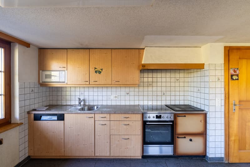Küche (Wohnung links)
