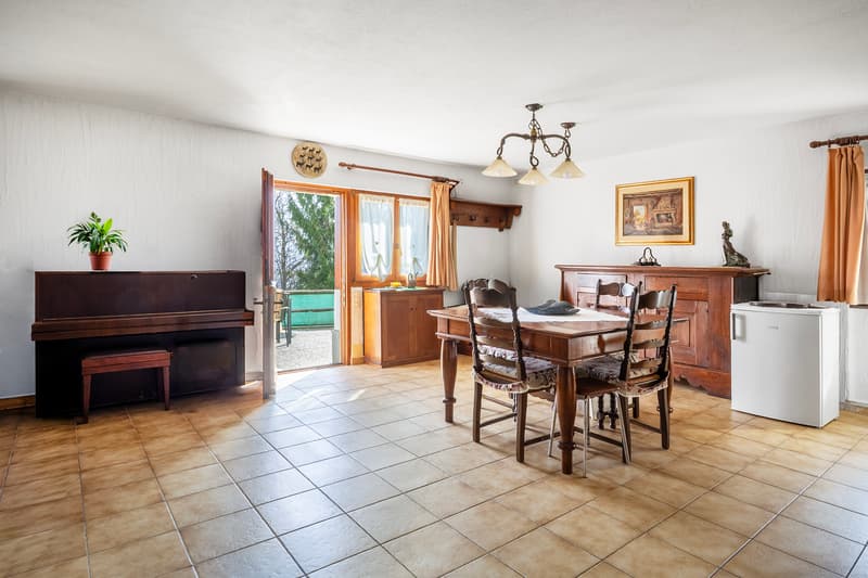 Ingresso e zona pranzo