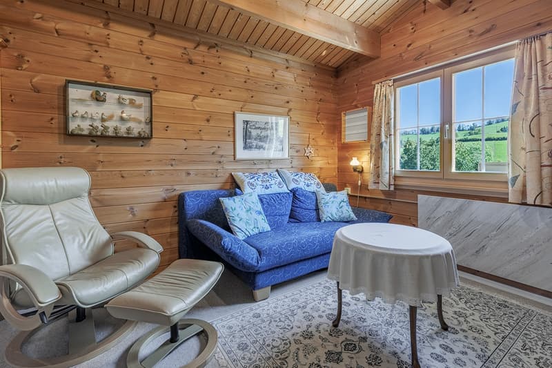 Zimmer obere Wohnung