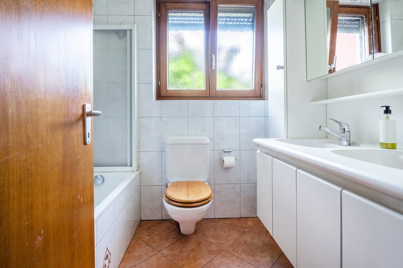Servizio wc primo piano