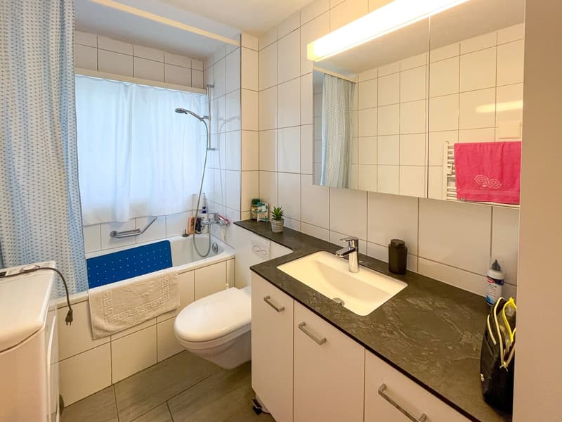 Appartamento di 4 locali di stile in posizione ottimale a Einsiedeln (8)