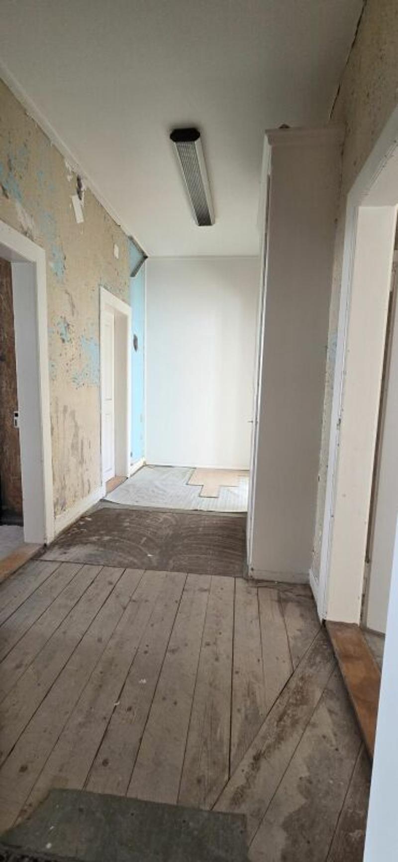 Espace commercial à louer en centre-ville - 16,5 m2 (4)
