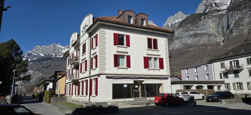 Espace commercial à louer en centre-ville - 16,5 m2 (2)