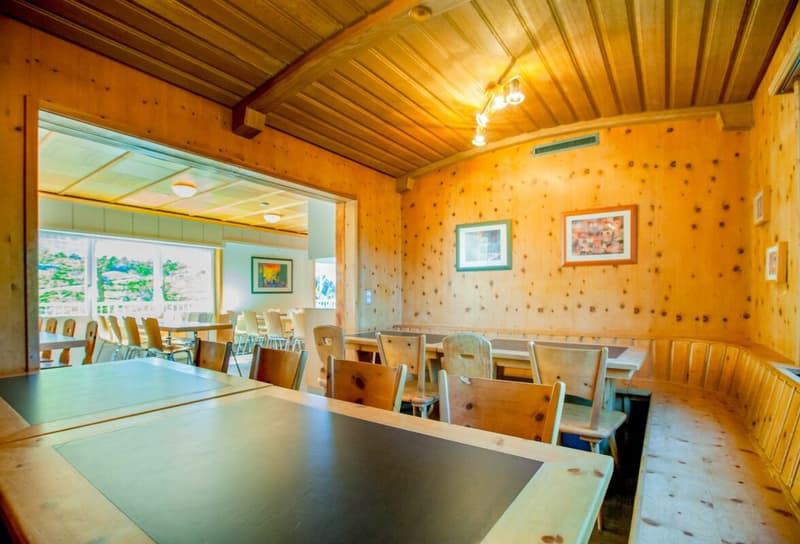 Seltene Gelegenheit im Pizolgebiet - etabliertes Gruppen- und Ferienhaus (4)