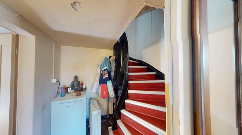4½-Zi Doppel-Einfamilienhaus an zentraler Lage (6)