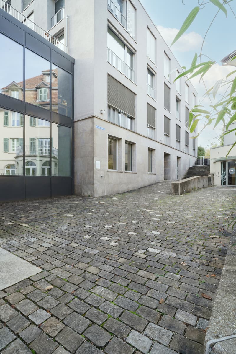 Office/Practice space in prime location! (2)