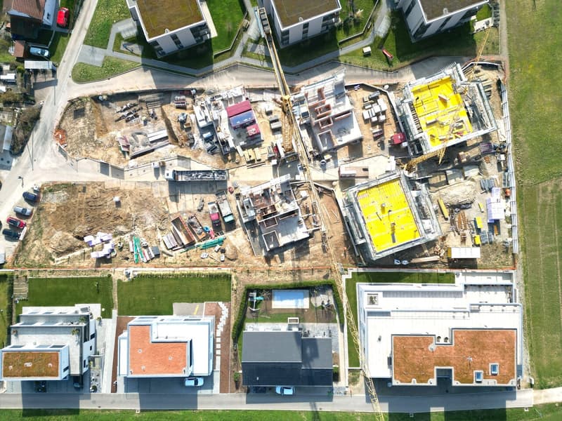 Newly built single-family house - modern and with its own photovoltaic system (4)