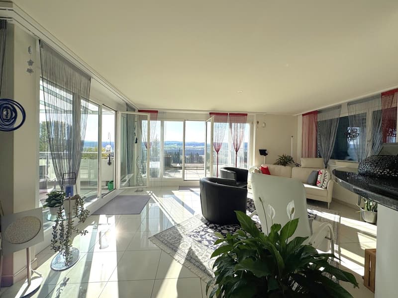 Terrace apartment with impressive panoramic view including two parking spaces (2)