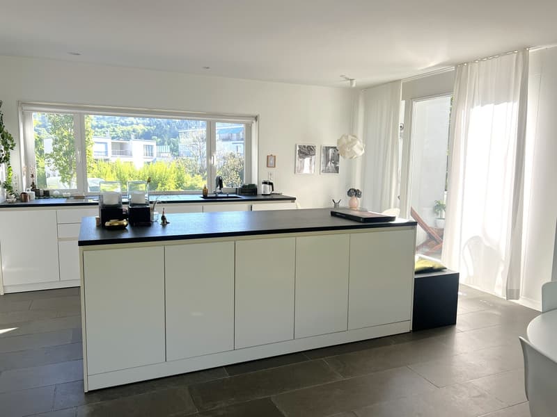 Idyllic and Spacious - 7-Room Single-Family Home with Garden and Roof Terrace (7)
