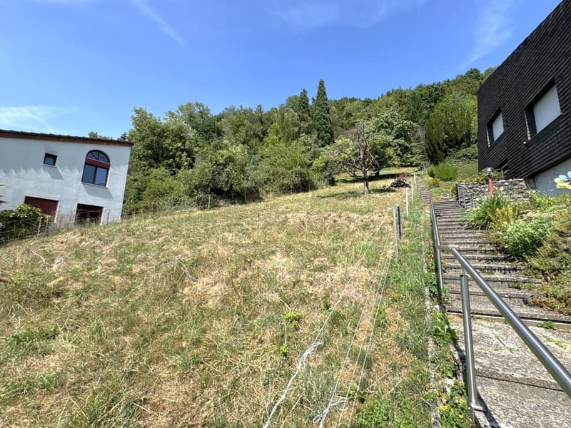 Building land/Single-family house in a quiet, sunny location with a view - a rarity! (5)