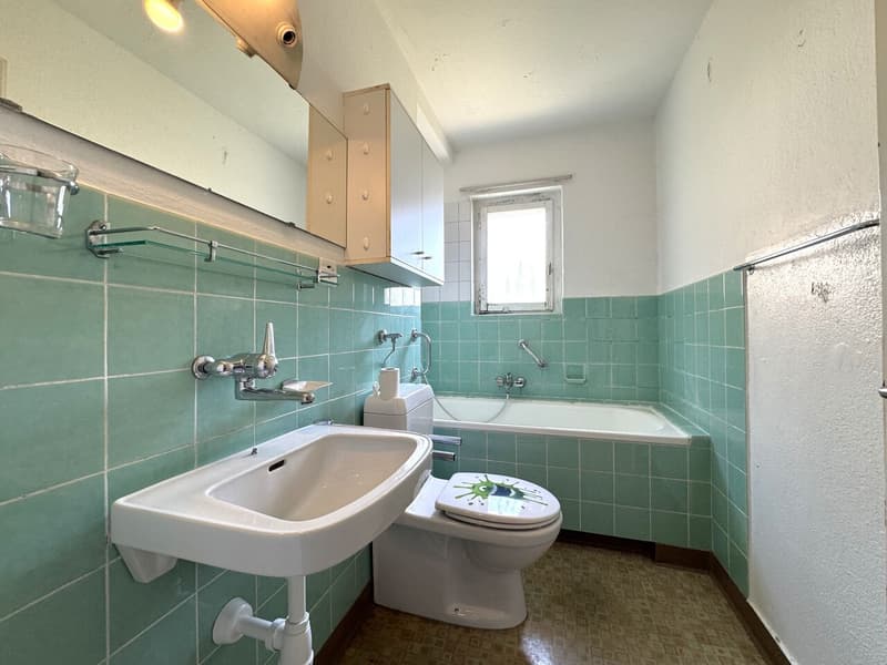 Building land/Single-family house in a quiet, sunny location with a view - a rarity! (11)