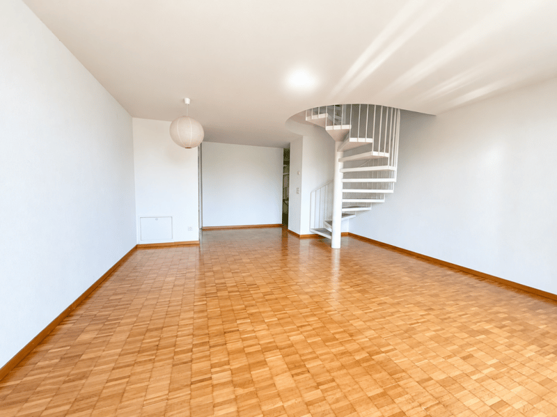 Zentral, ruhig, sonnig und ganz oben: Charmante Maisonettewohnung mit Tiefgaragenparkplatz inklusive (3)