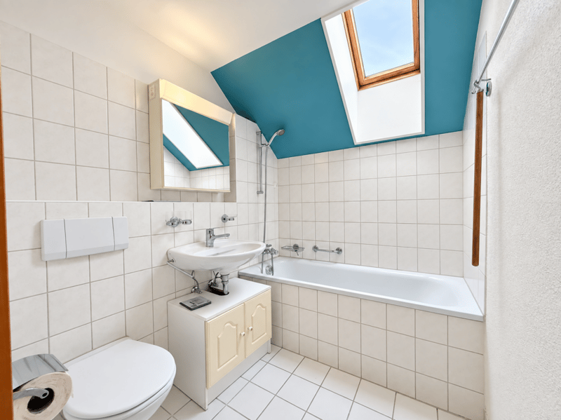 Zentral, ruhig, sonnig und ganz oben: Charmante Maisonettewohnung mit Tiefgaragenparkplatz inklusive (7)