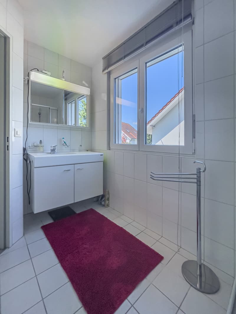 GEPFLEGTES 4.5 ZIMMER DOPPELEINFAMILIENHAUS IN MAGDEN (15)
