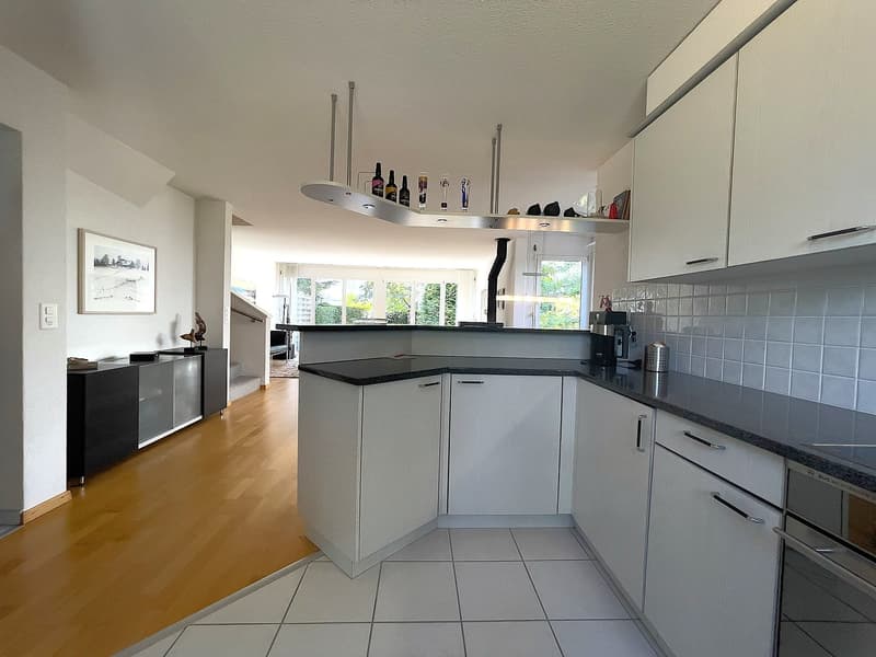 GEPFLEGTES 4.5 ZIMMER DOPPELEINFAMILIENHAUS IN MAGDEN (5)