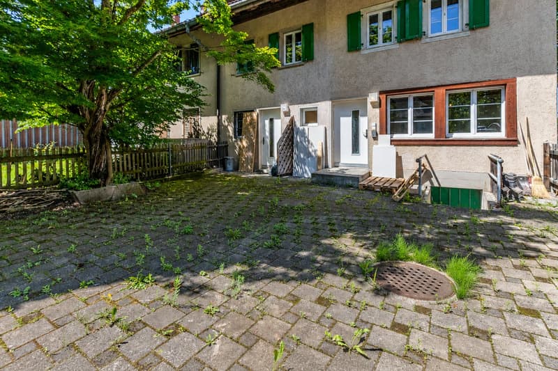 Primo occupante con feeling di casa, appartamento maisonnette ristrutturato di 3,5 locali con area di seduta (13)