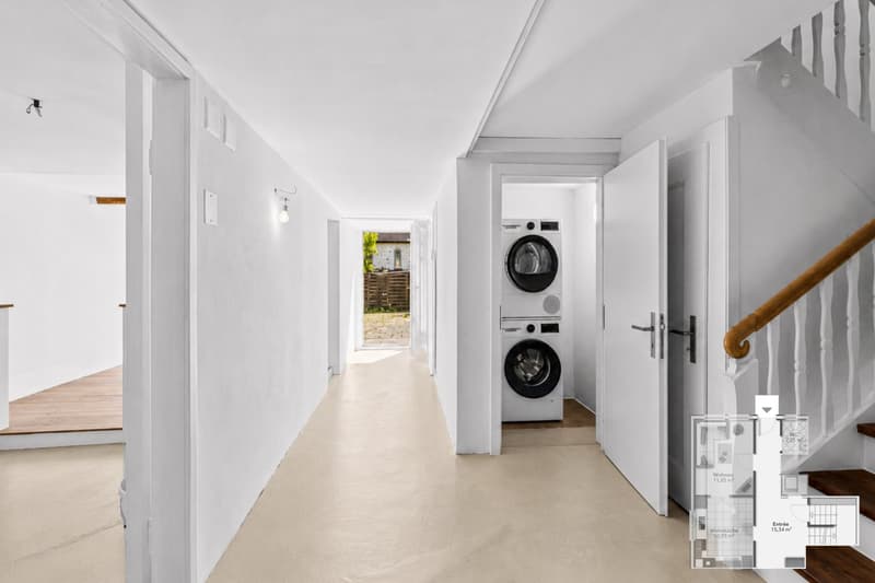 Primo occupante con feeling di casa, appartamento maisonnette ristrutturato di 3,5 locali con area di seduta (4)