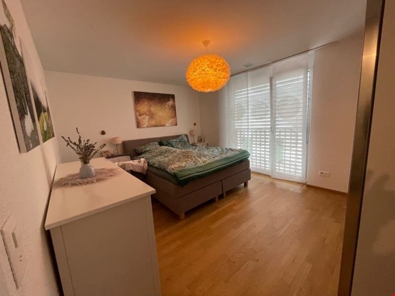 Stylish living with parking space and E-charging station (7)