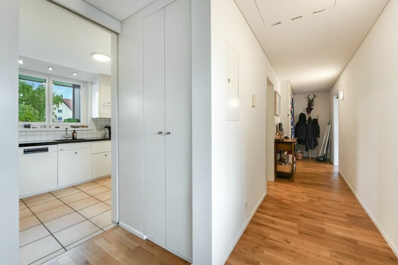 Einfamilienhaus mit Einliegerwohnung, PV-Anlage & 10 Zimmern - ideal für Familien (20)