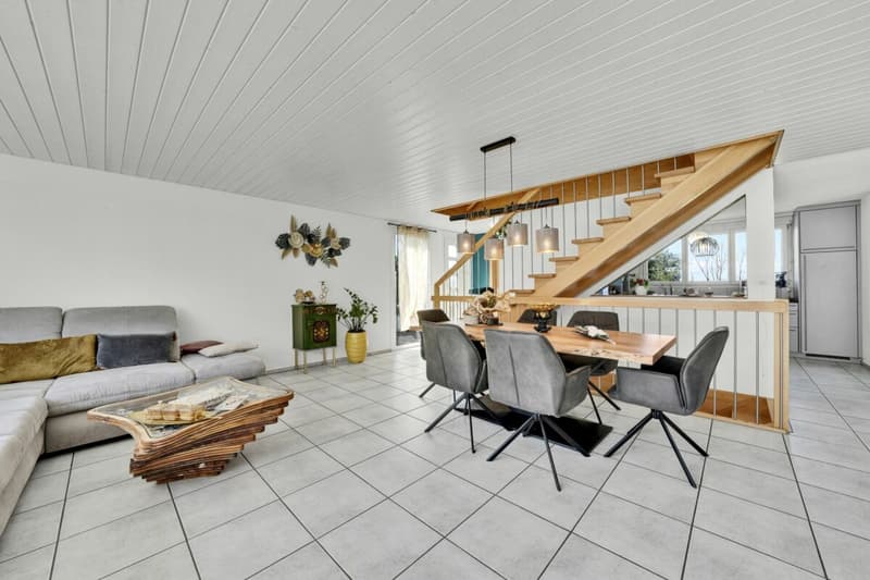 Family happiness in Goldach - 5.5-room corner house with spacious garden (2)